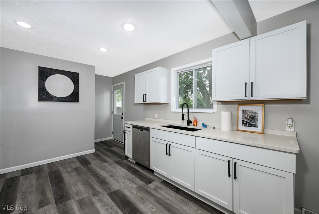 5962 Kimberly Drive
