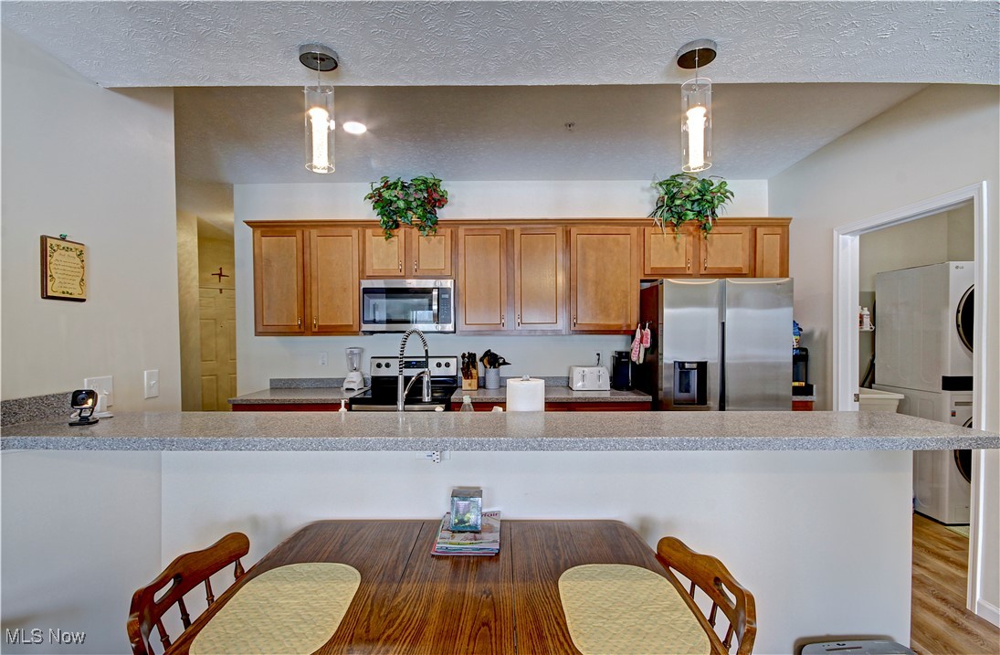 5547 Beavercrest Drive 111