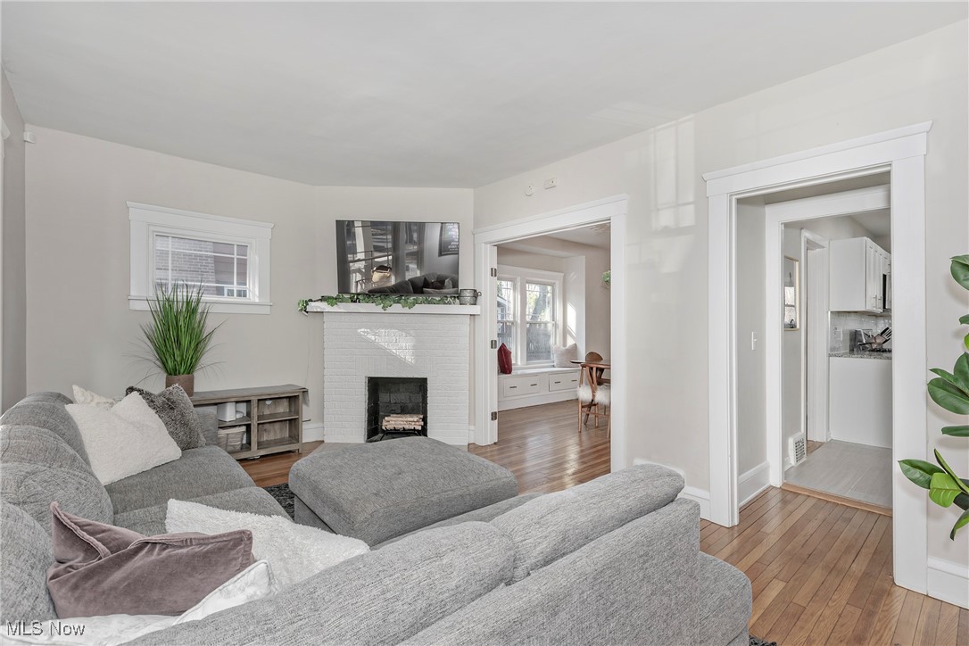 2588 Queenston Road