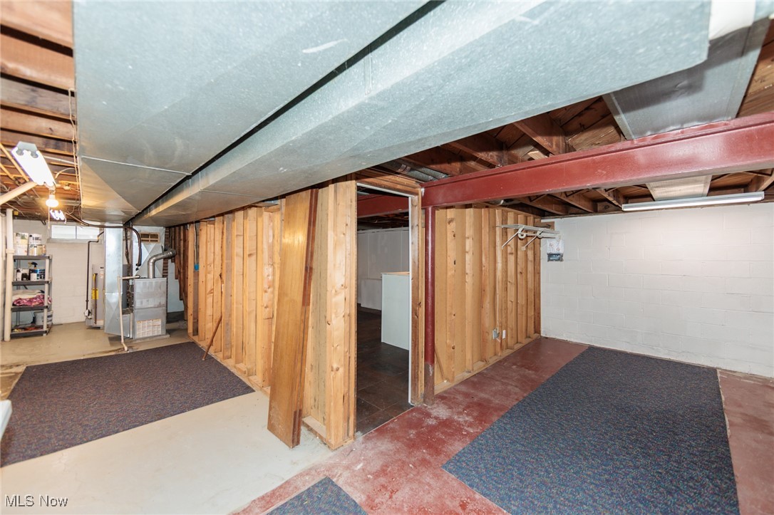 762 E 305th Street