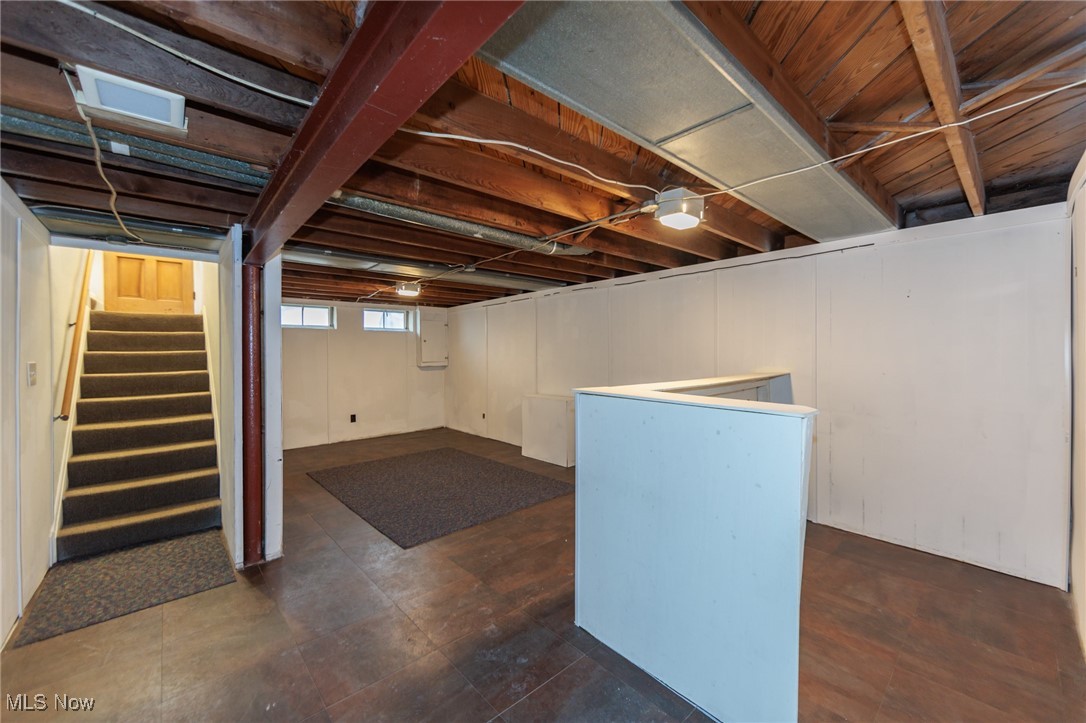 762 E 305th Street