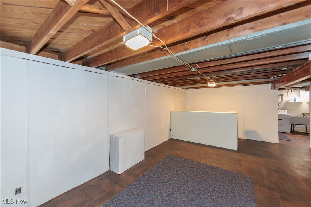 762 E 305th Street