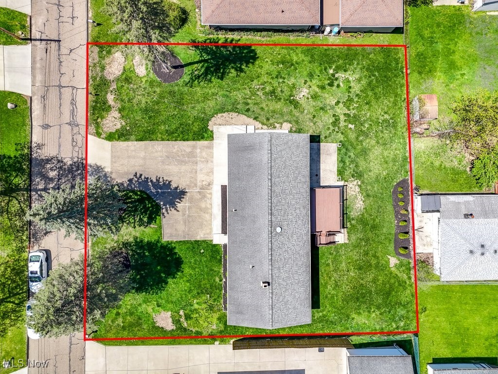 233 May Avenue