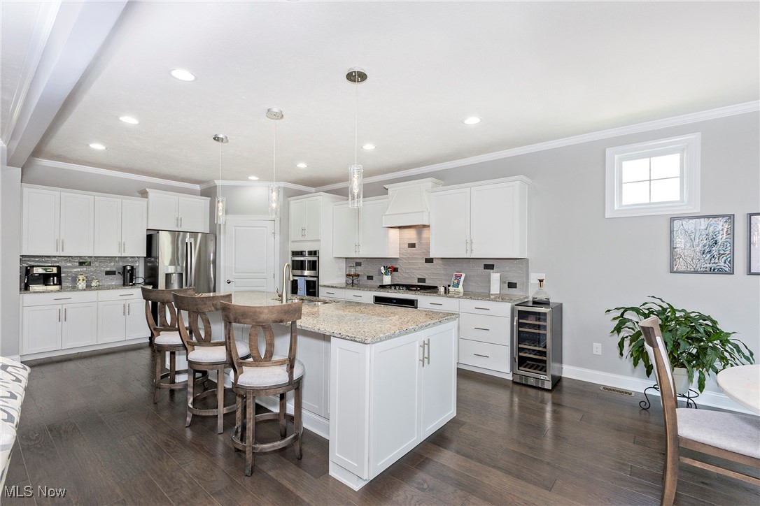 660 Shinnecock Lane