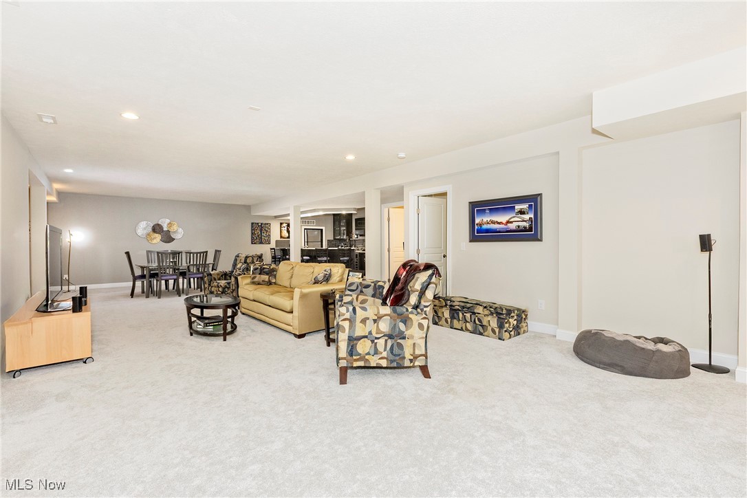 660 Shinnecock Lane