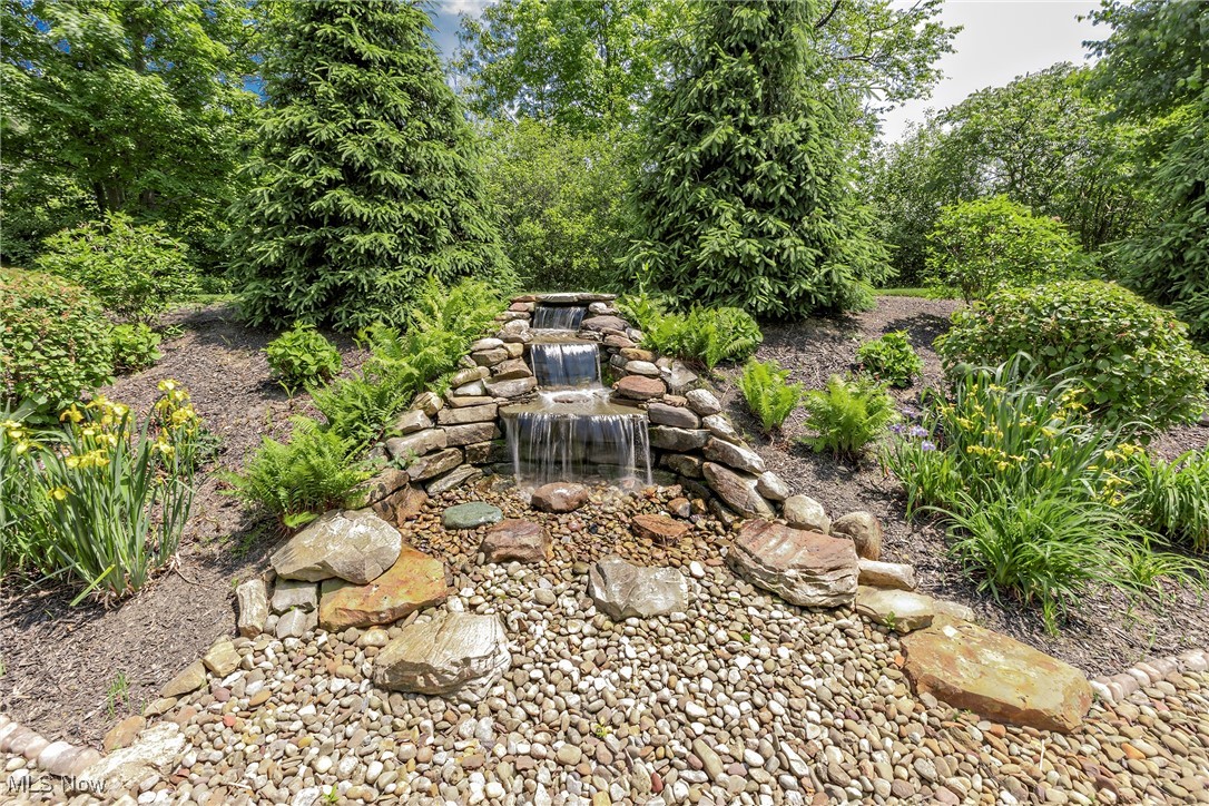 660 Shinnecock Lane