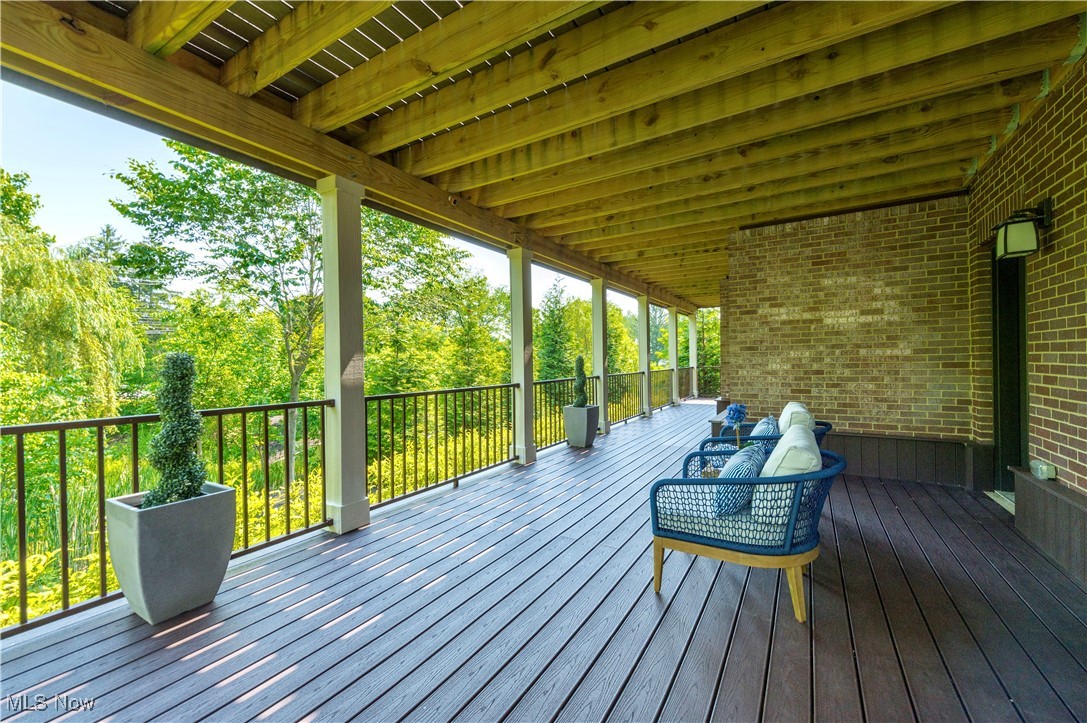 2511 Edgewood