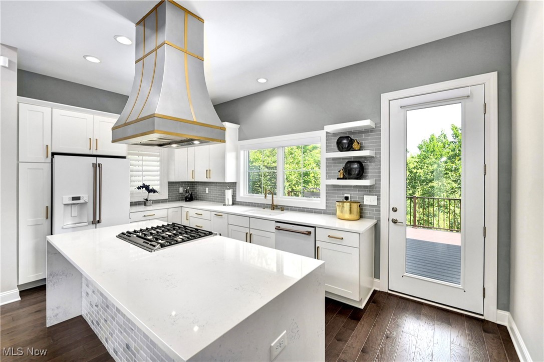 2511 Edgewood
