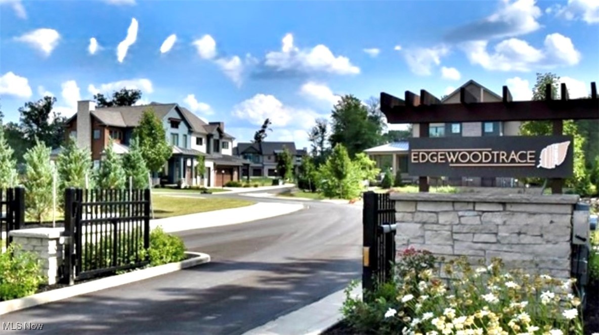 2511 Edgewood