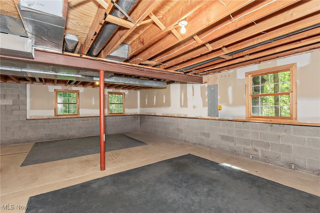 1040 Whisperwood Lane