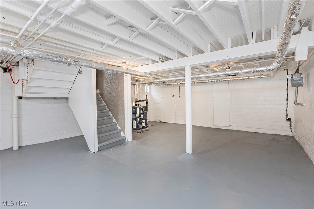 3366 Clarendon Road