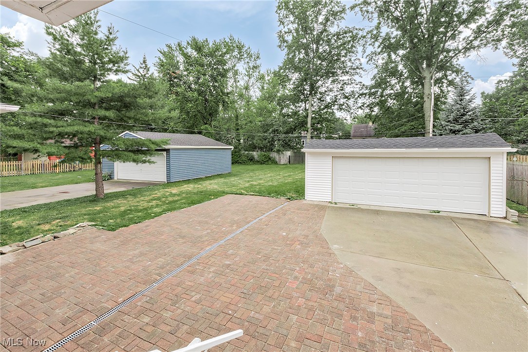3366 Clarendon Road