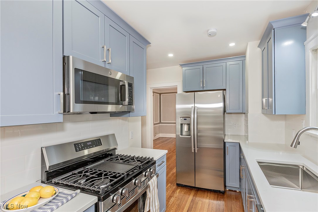 3366 Clarendon Road