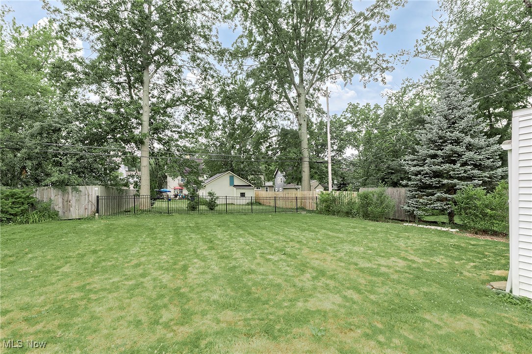 3366 Clarendon Road