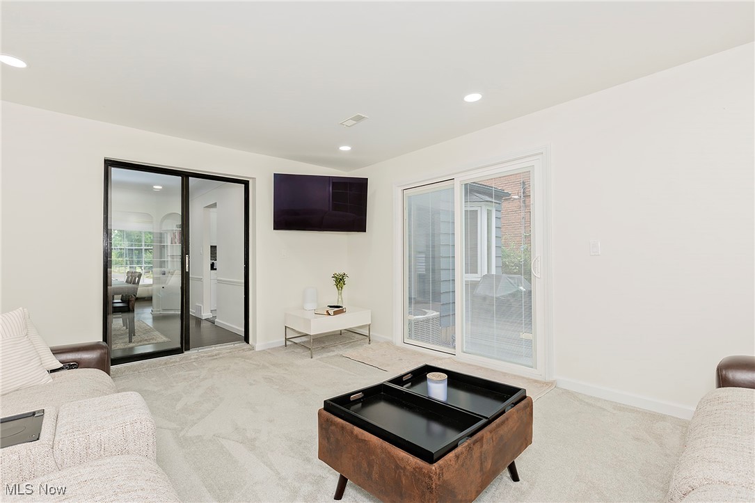 17032 Scottsdale Boulevard