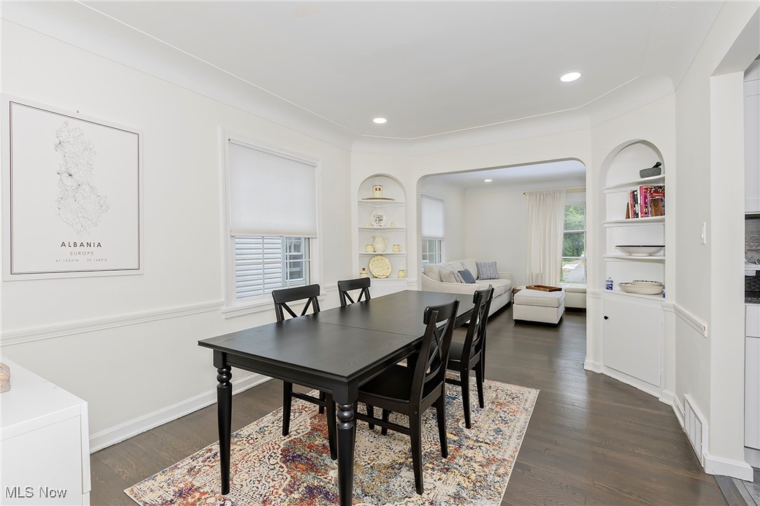 17032 Scottsdale Boulevard