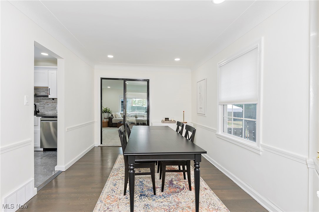 17032 Scottsdale Boulevard