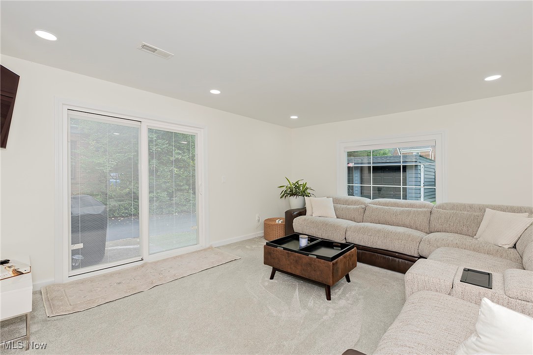 17032 Scottsdale Boulevard