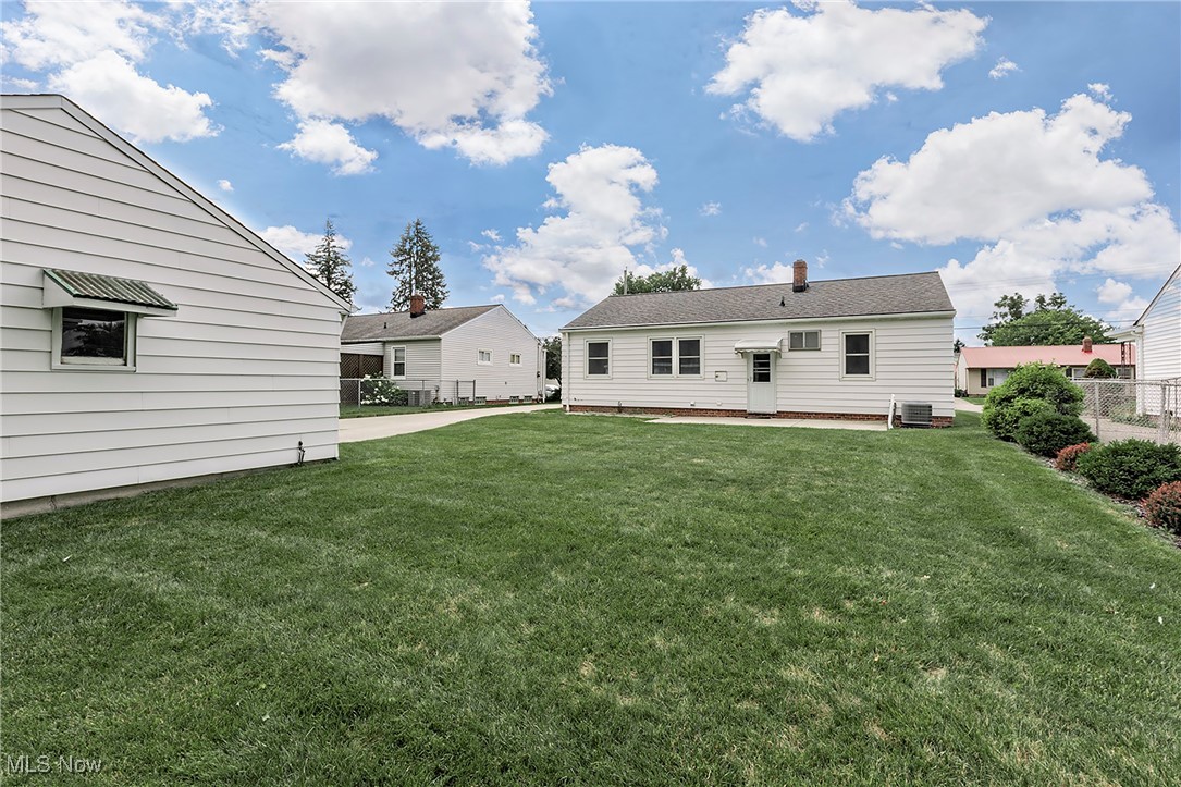 11140 Fairlawn Drive