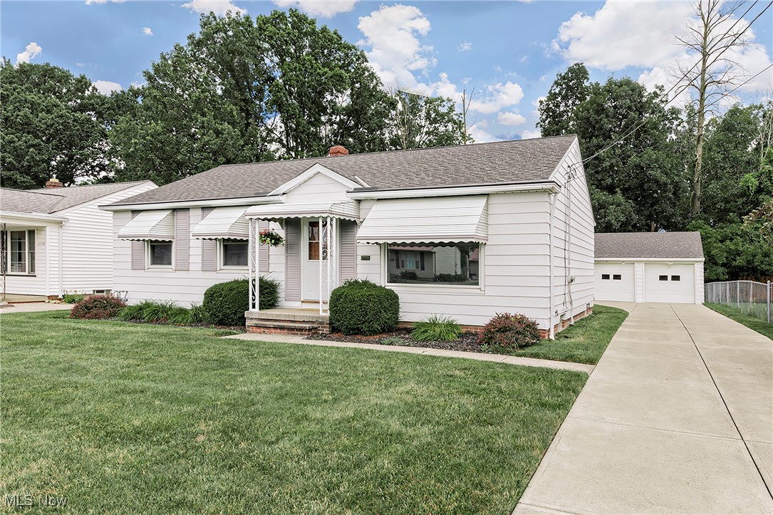 11140 Fairlawn Drive