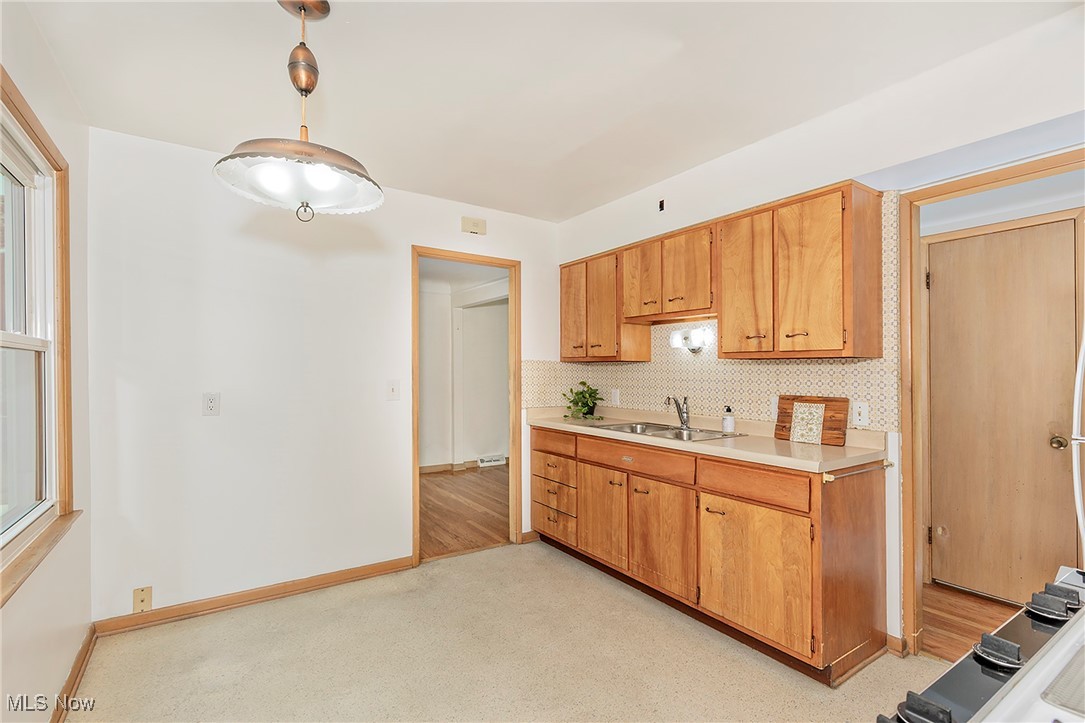 11140 Fairlawn Drive