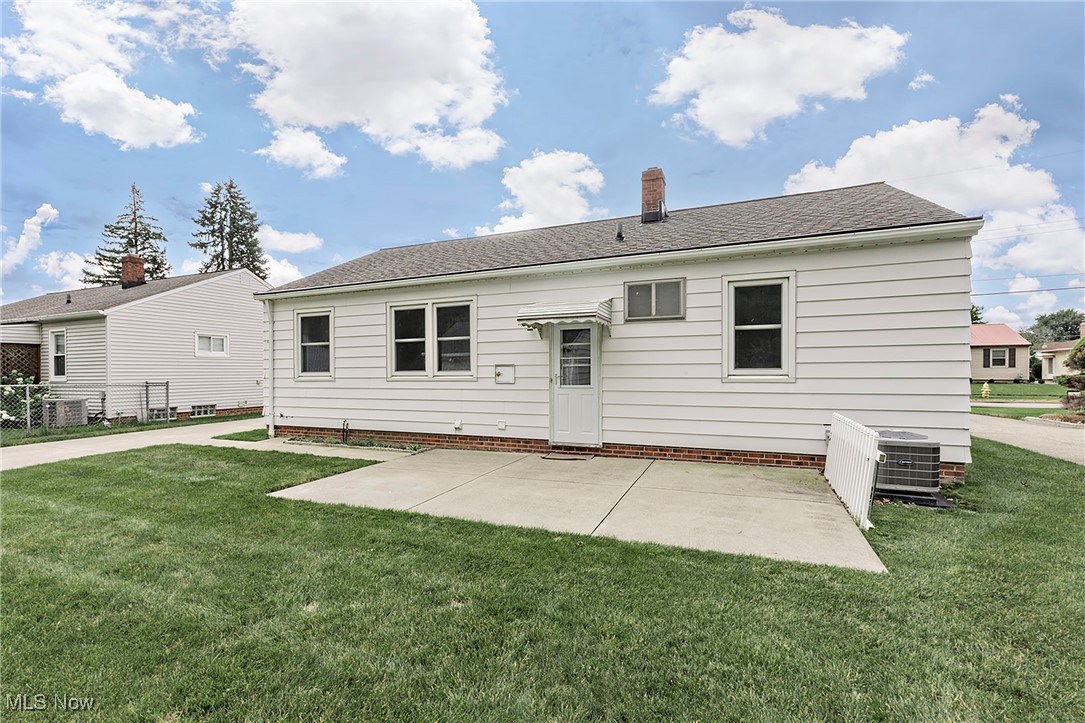 11140 Fairlawn Drive