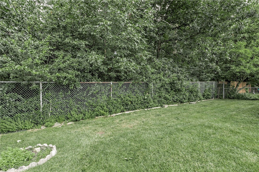 11140 Fairlawn Drive