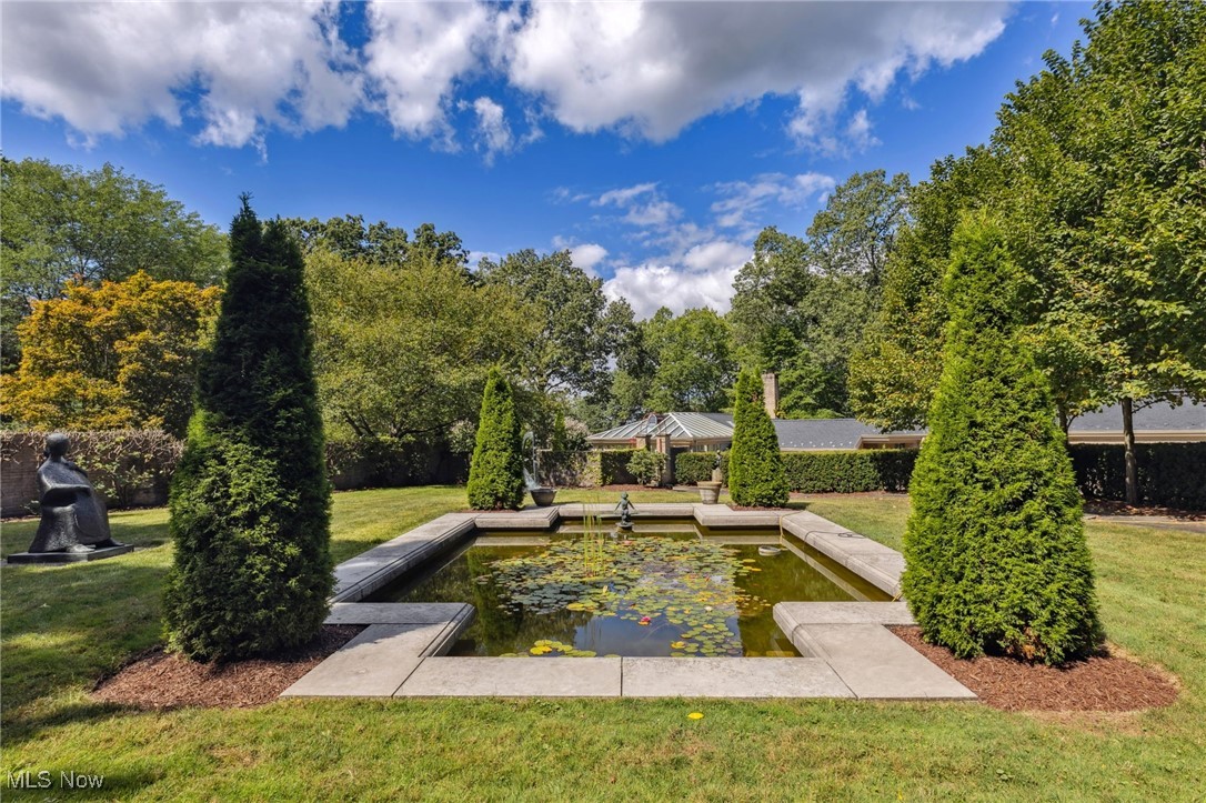 400 Hunters Hollow Drive SE