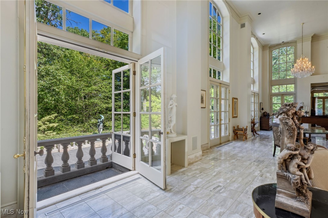400 Hunters Hollow Drive SE