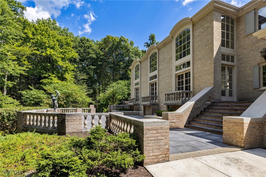 400 Hunters Hollow Drive SE