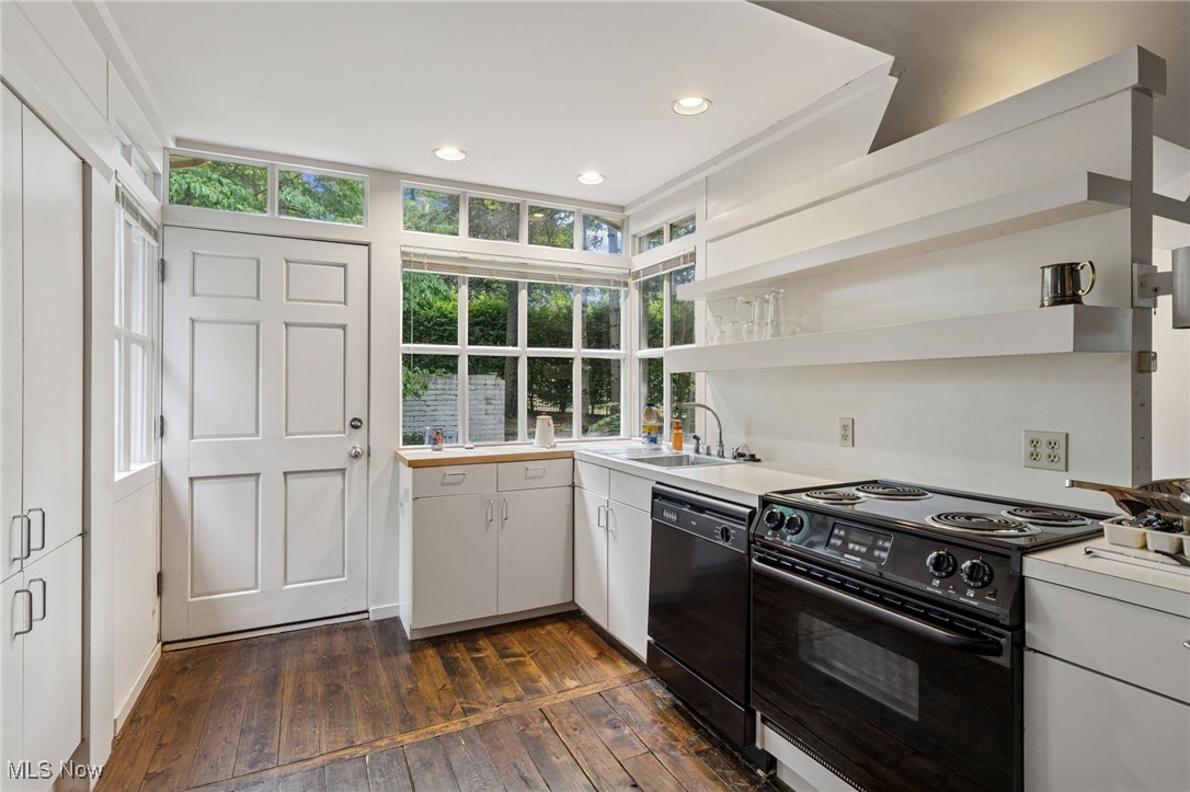400 Hunters Hollow Drive SE
