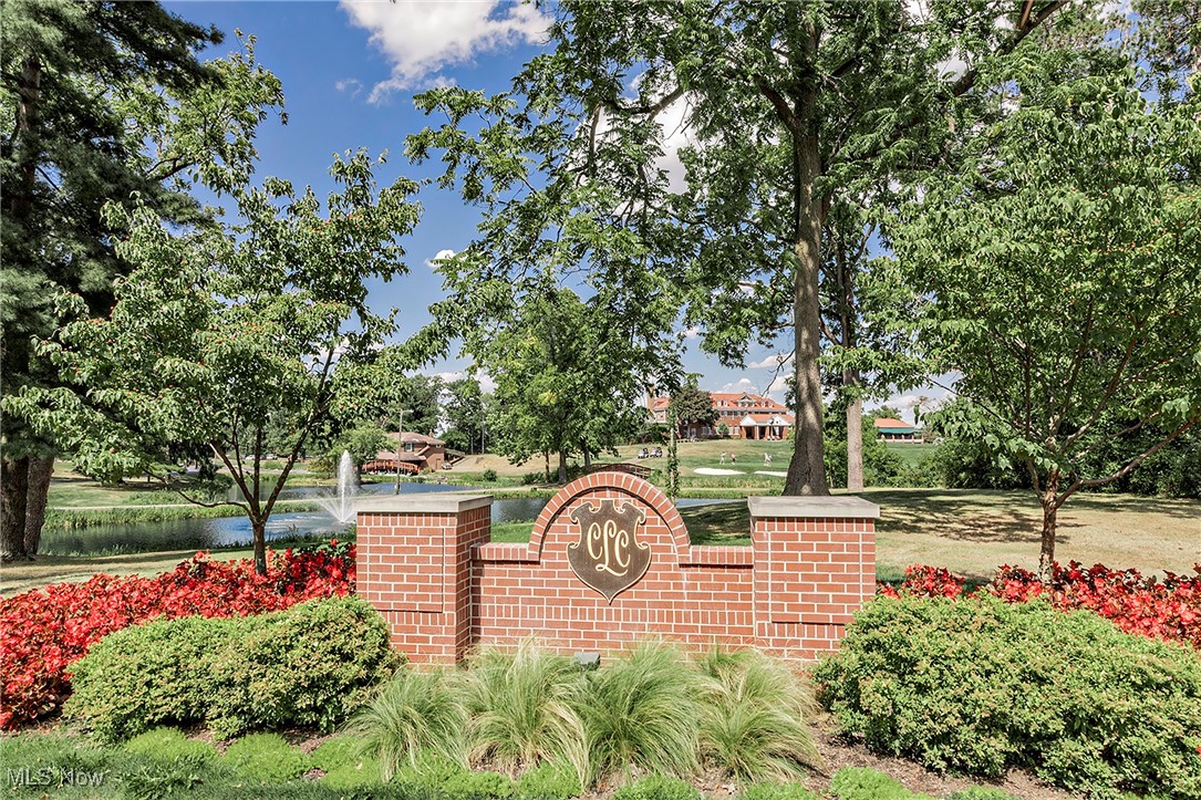 22 E Bay Circle NE