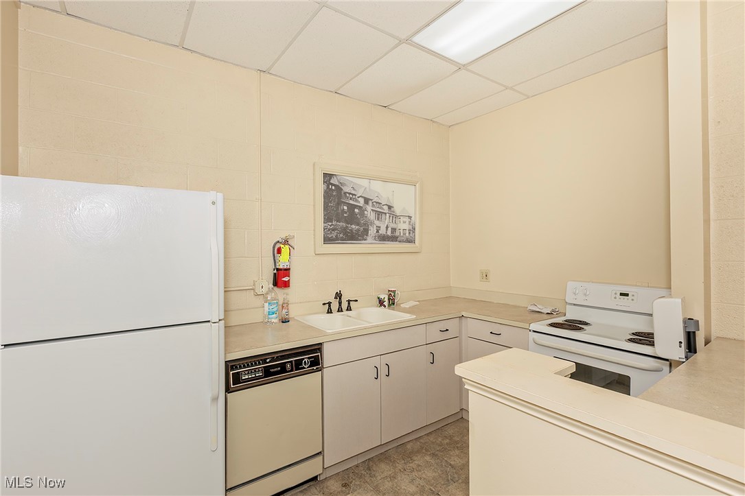 23200 Lake Road 50