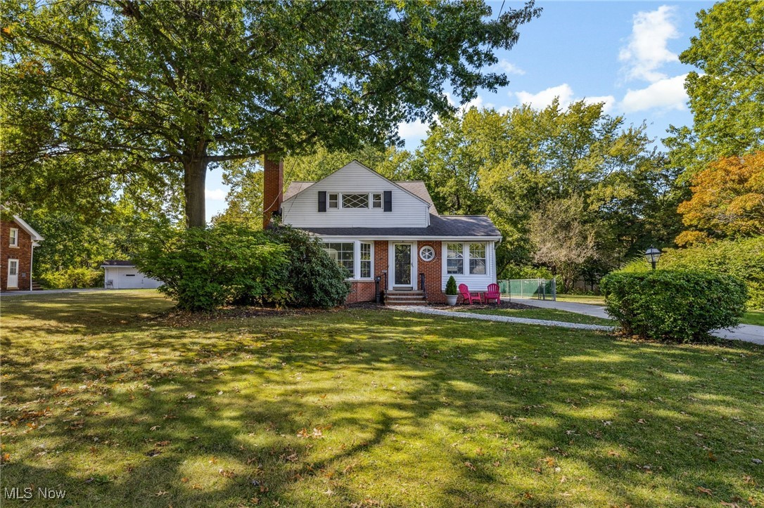 1744 S Green Road