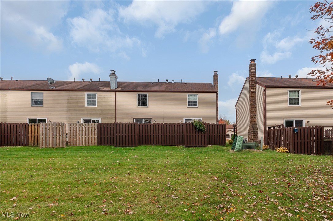 536 Topaz Lane