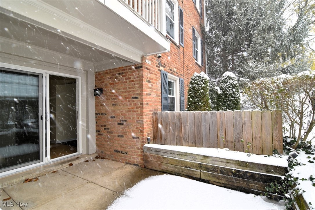 2217 Glouchester Drive 17 B