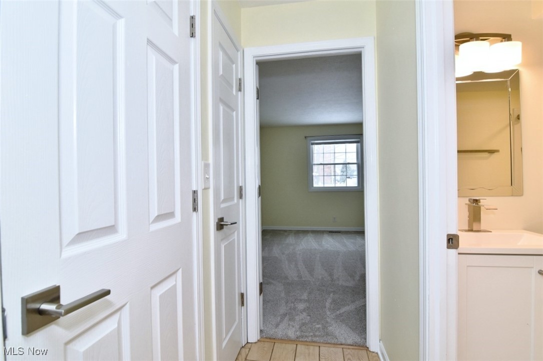 2217 Glouchester Drive 17 B