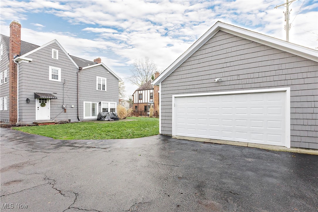 3006 Montgomery Road