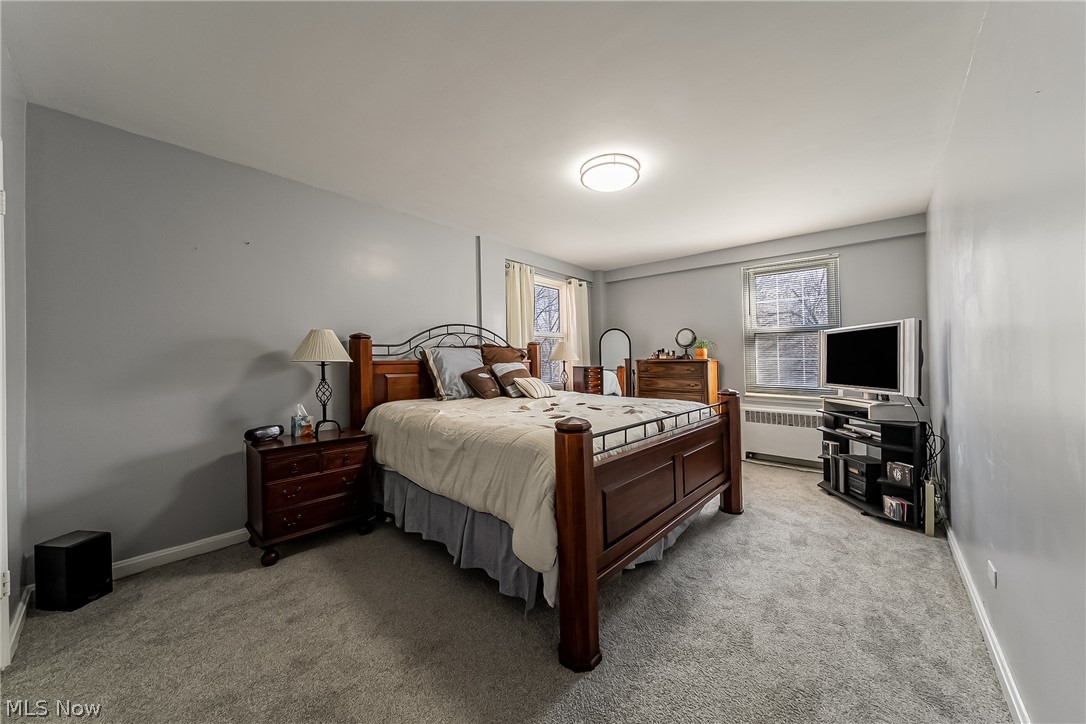 13800 Fairhill Road 306