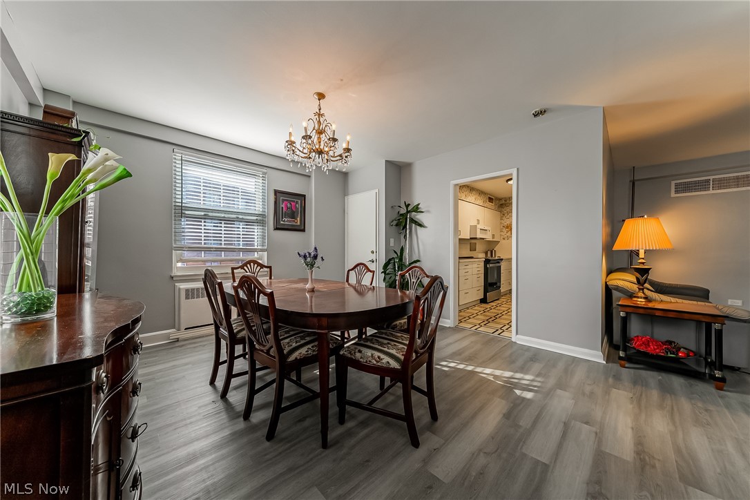 13800 Fairhill Road 306