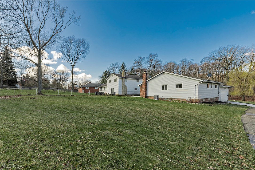 127 Brush Road