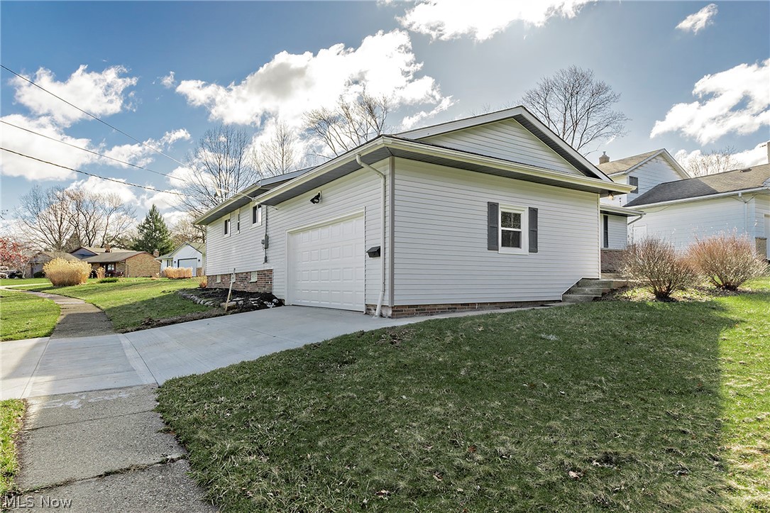 127 Brush Road