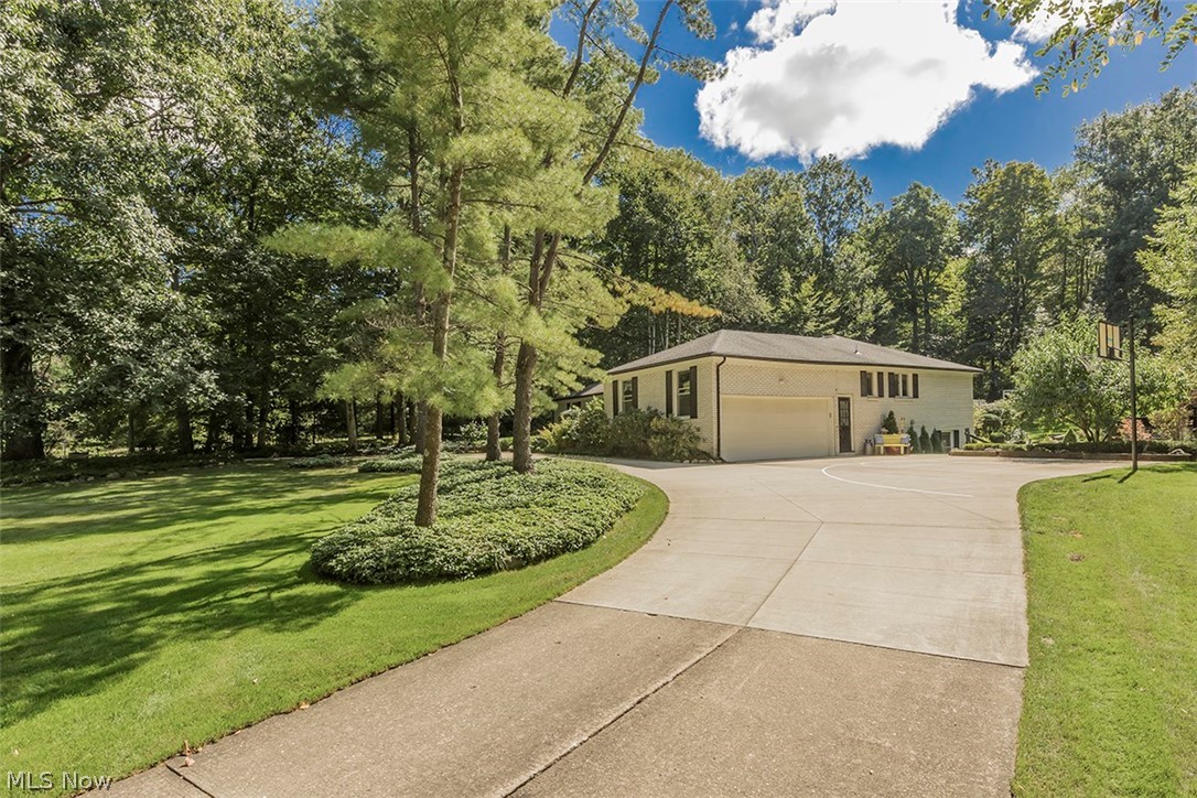 14988 Surrey Downs Drive