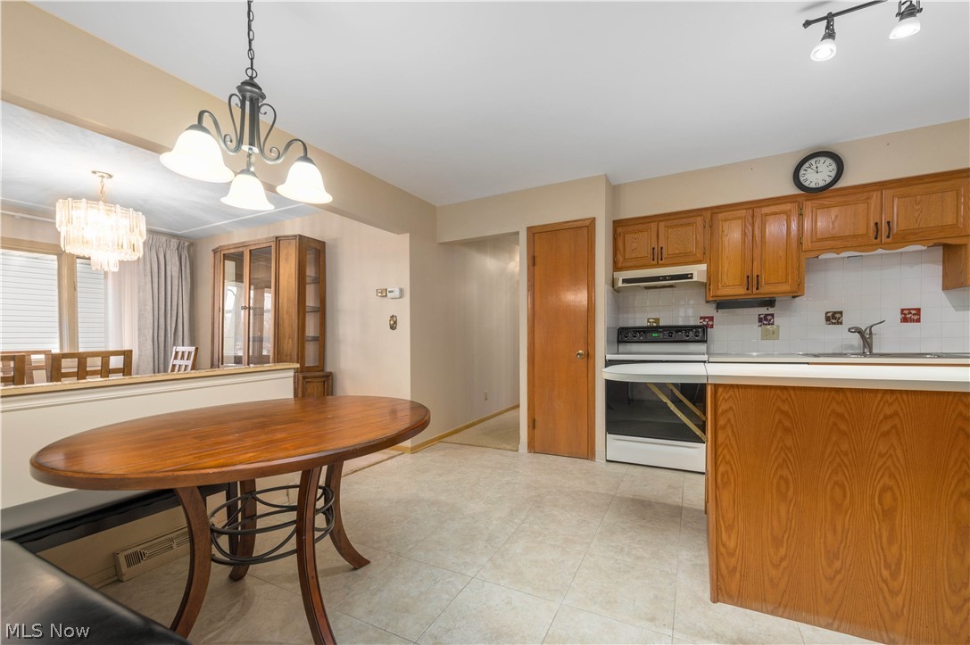 7408 Wake Robin Drive