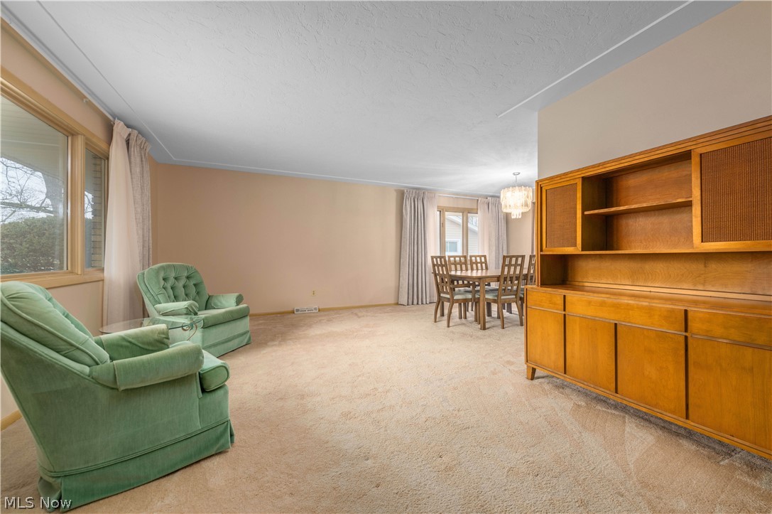 7408 Wake Robin Drive