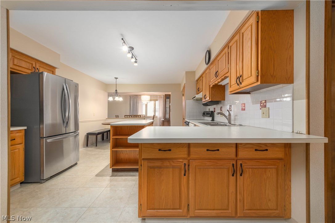 7408 Wake Robin Drive