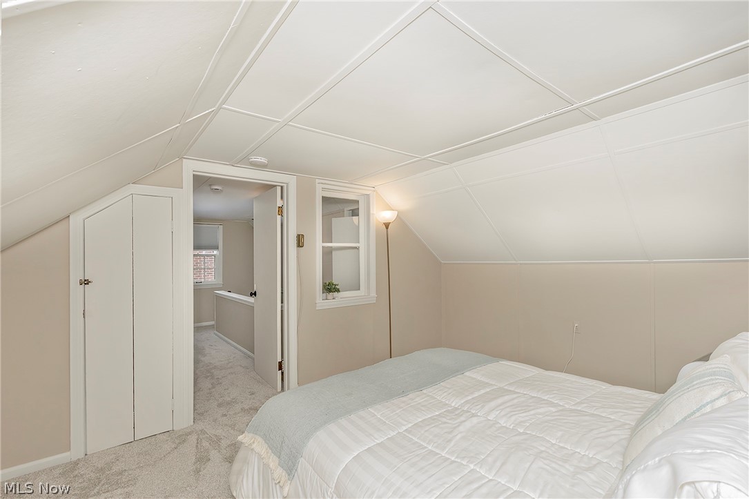 3874 Grenville Road