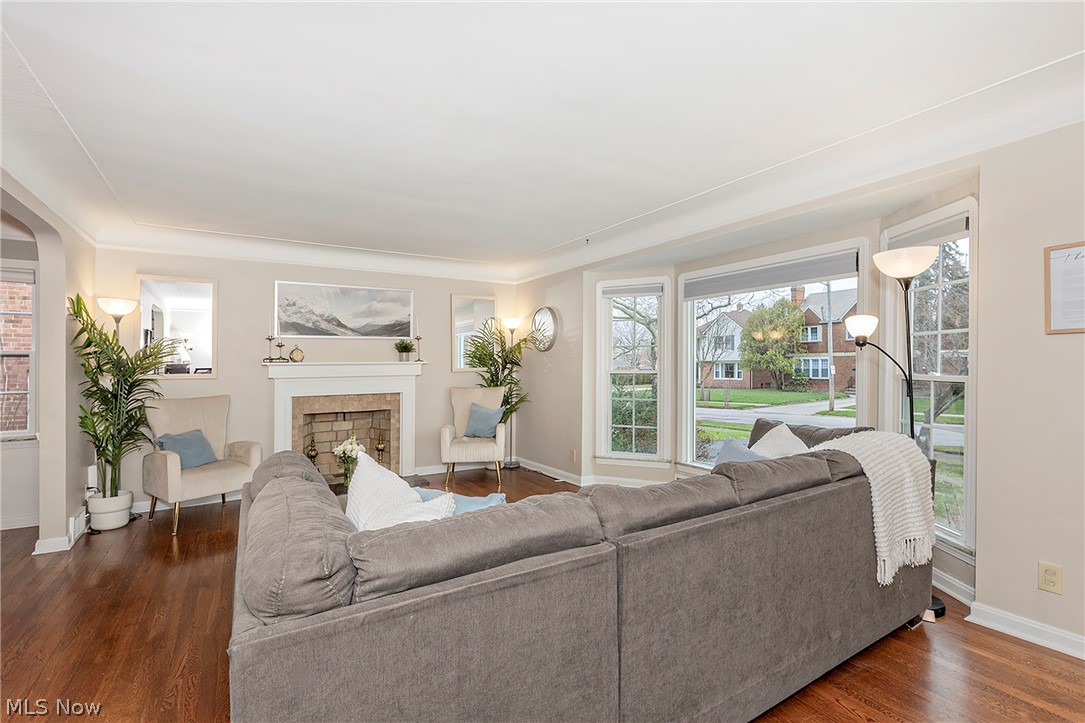 3874 Grenville Road