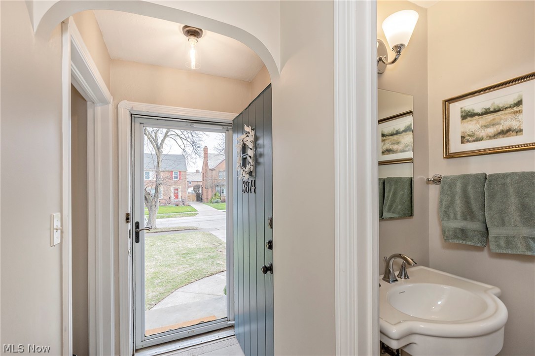 3874 Grenville Road