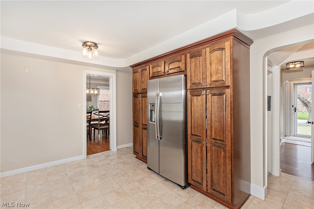 3874 Grenville Road